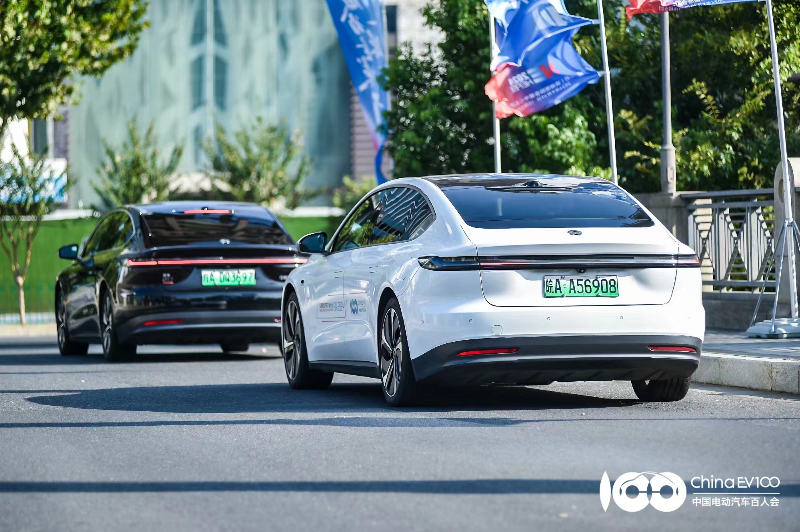 媒体管家|“智能化”下半场换挡提速 AI成汽车差异化竞争重要工具