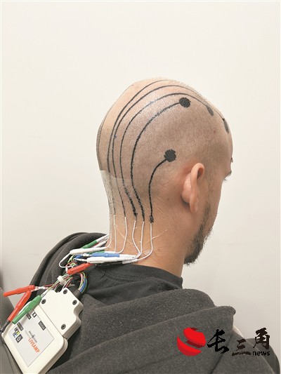 媒体管家：“电子墨水”可监测脑电波 有望拓展非侵入式脑机接口技术应用