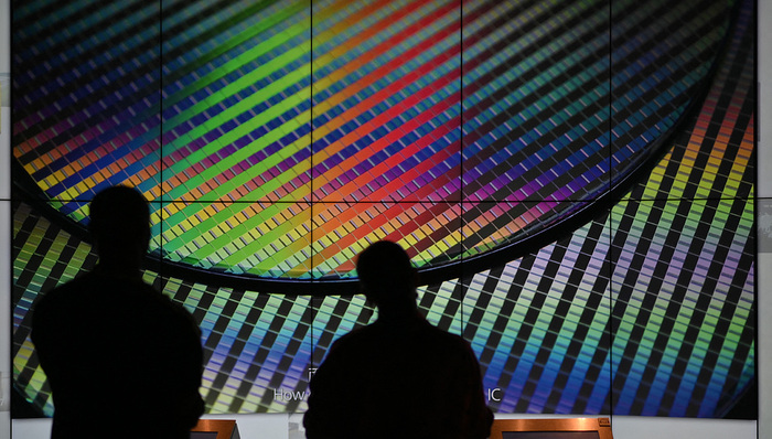 2025媒体管家:美国要求台积电暂停向大陆供应7纳米AI芯片