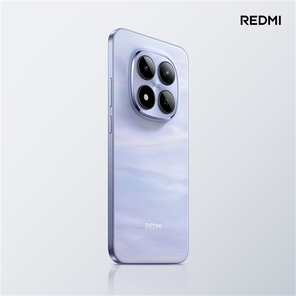 王腾晒出REDMI Note 15 Pro:Pro+级耐用品质+直屏形态