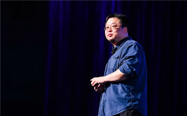 罗永浩透露最牛产品研发出意外：做播客是为了“补贴家用”