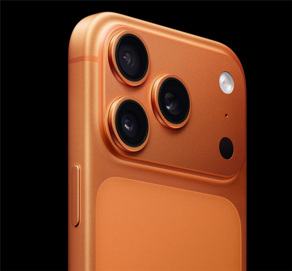 苹果iPhone 17 Pro/Pro Max官方降价300元：8699元起到手