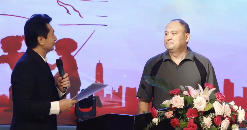 伊康集团董事长许哲铭出席爱心姥姥儿童帮扶中心25周年庆典(图5) 伊康集团董事长许哲铭出席爱心姥姥儿童帮扶中心25周年庆典(图5)