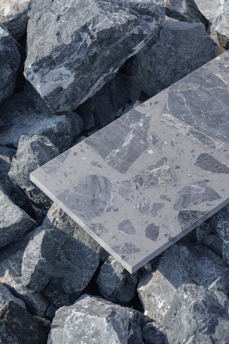 东鹏控股出席2025无锡绿色低碳产业招商对接会,共探城市可持续发展未来(图7) 东鹏控股出席2025无锡绿色低碳产业招商对接会,共探城市可持续发展未来(图7)